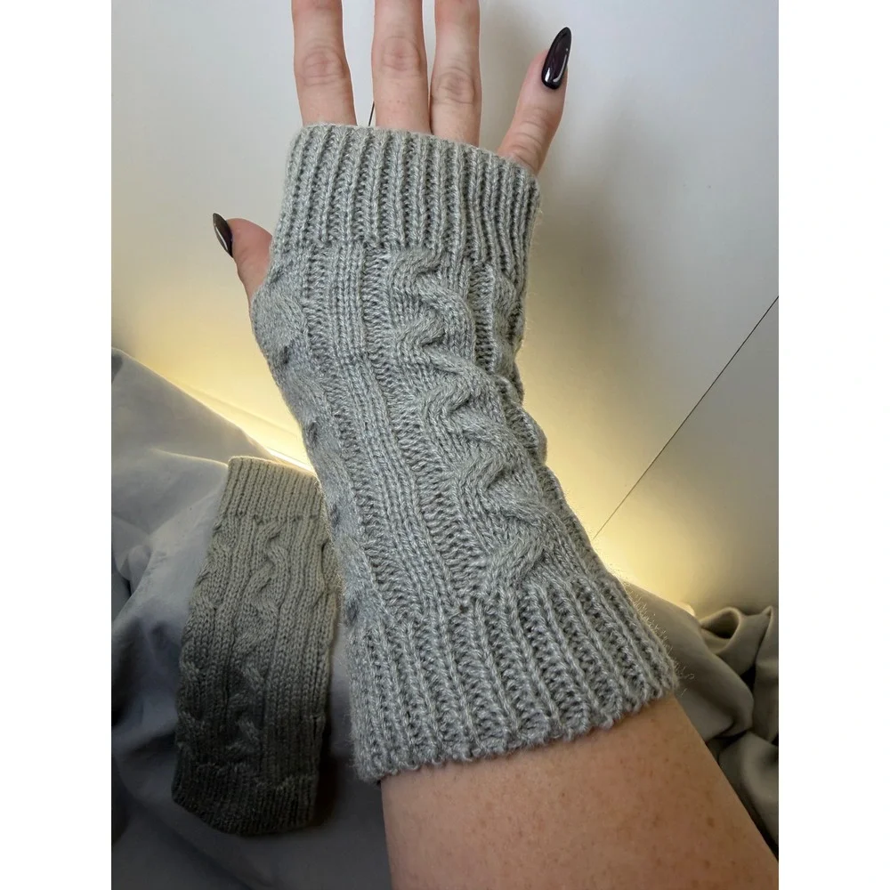 Grey‎ Cable Knit Fingerless Gloves Arm Warmers Ribbed Cuffs  One Size